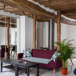 https://loft-unique-au-coeur-de-quarter-opra-garnier-muse-du-louvre.fr-paris.fr